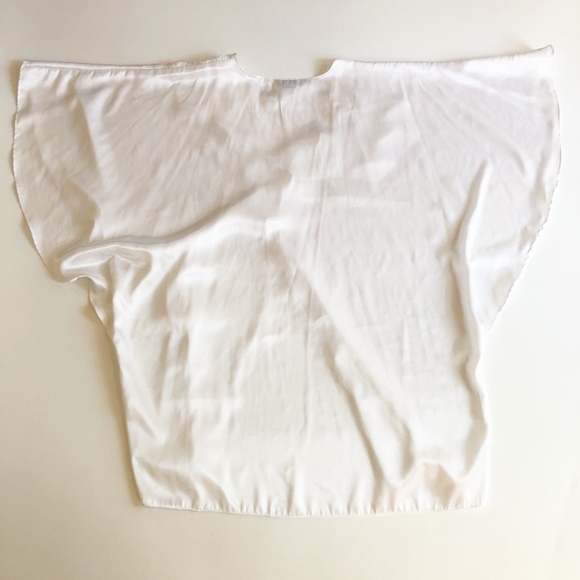 Go Softly Short Kimono Sleeve Robe Open Front Satin Silky White Embroidered Sz L - Picture 7 of 9